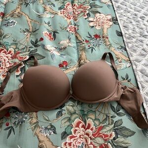 Skims Fits everybody push up bra